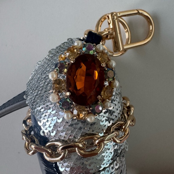 Tory Burch Jeweled Eye Sequins Bird Bag Charm Keychain Blue & Silver - Picture 4 of 11